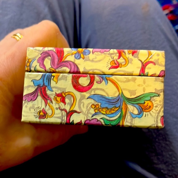 Vintage small jewelry or storage box with a lid and mirror. Macy’s. Collectible. - Picture 3 of 16